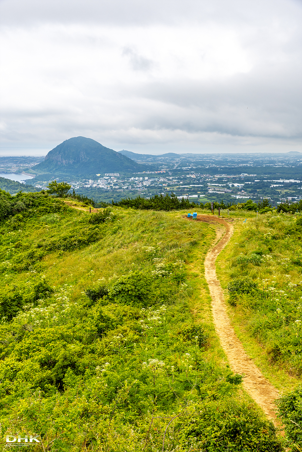 제주도 서쪽 산방산 근처 가볼만한곳 차로 올라가는 제주 군산오름 주차장 소요시간 일몰