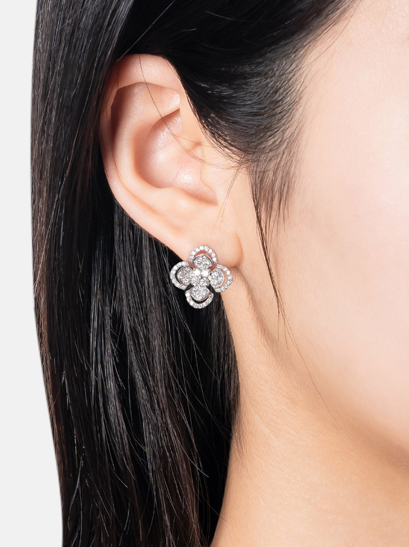 42세 손예진 신기한 랩다이아몬드 14K 로이드 데일리 귀걸이 추천 브랜드 가격은?