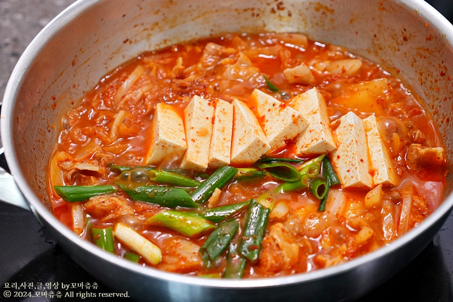 돼지고기 김치찌개 맛있게 끓이는법 삼겹살 김치찌개 레시피 찌개종류