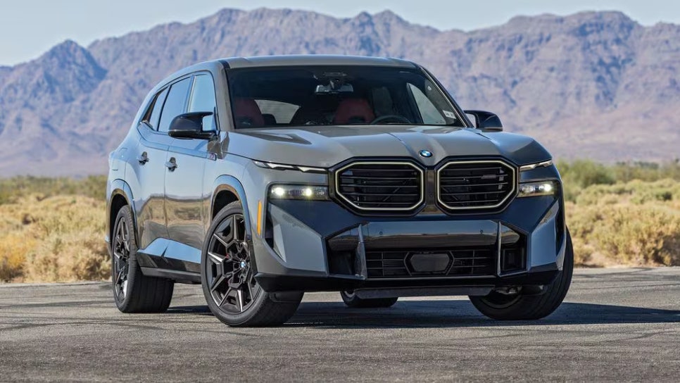 2024 BMW XM 라벨 테스트 리뷰; 자신과 싸워야할 운명의 슈퍼 SUV