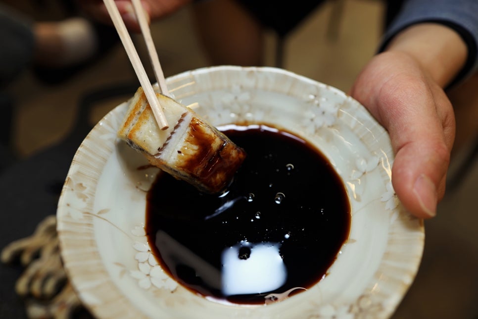 포장도 맛도 완벽! 해수로 키운 진솔원 장어 강추!