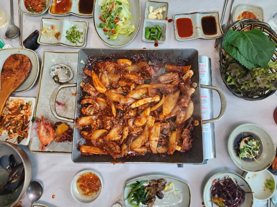 부산 기장 연화리 맛집 오션뷰 대변항 이화장 횟집