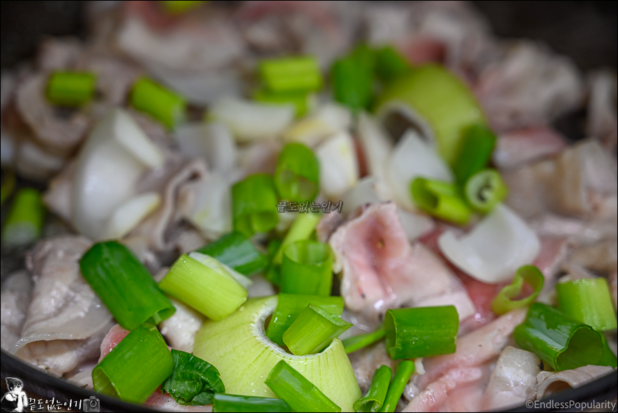 돼지고기 청경채볶음 동파육소스 냉동 대패삼겹살 요리