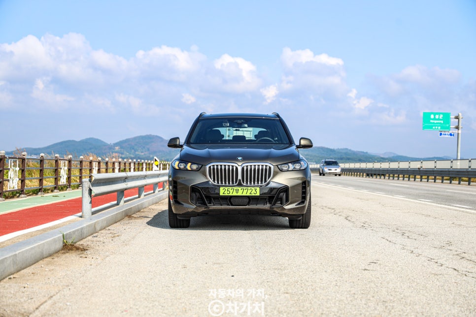 BMW X5와 함께하는 태안 여행 가볼 만한 곳, 안면도 운여해변 맛조개 해루질 체험(ft. 꽃지 해수욕장)