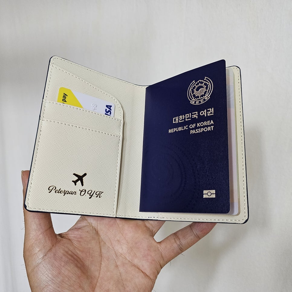 여권케이스 안티스키밍 기능으로 RFID 차단 안전하게 자개 안전지갑케이스