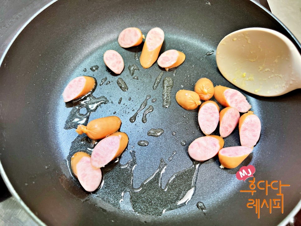 중국식 부추계란볶음 아침식사 메뉴 부추요리