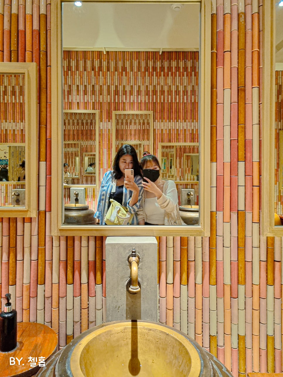 방콕 쇼핑몰 투어 아이콘 시암 파라곤 스퀘어 랑수언로드 스타벅스 텀블러 마사지