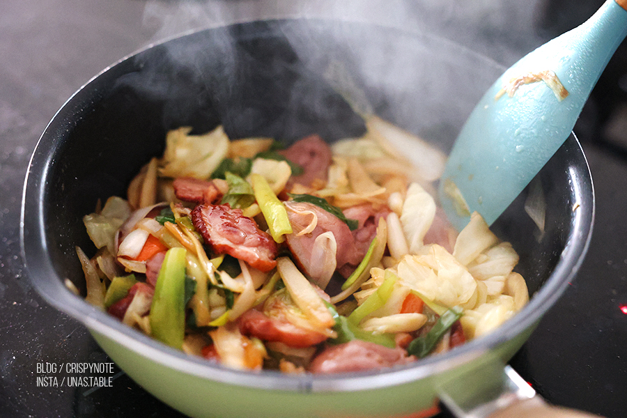 훈제오리요리 맛있게 만드는 법 훈제오리볶음 야채 듬뿍