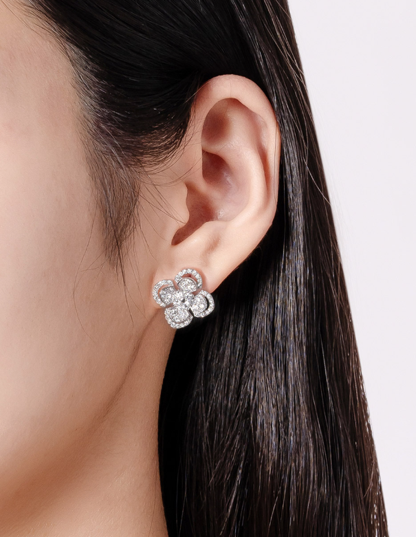 42세 손예진 신기한 랩다이아몬드 14K 로이드 데일리 귀걸이 추천 브랜드 가격은?