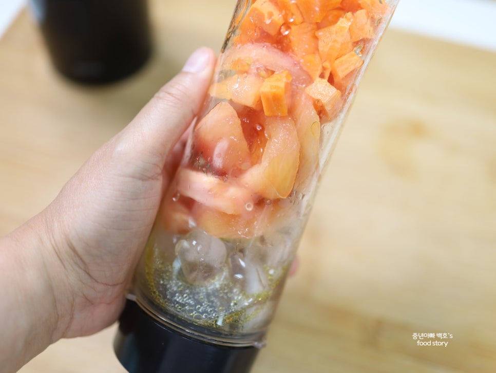 아침 토마토 당근주스 만드는법 쥬스 만들기 올리브오일 갈아먹기 껍질벗기기