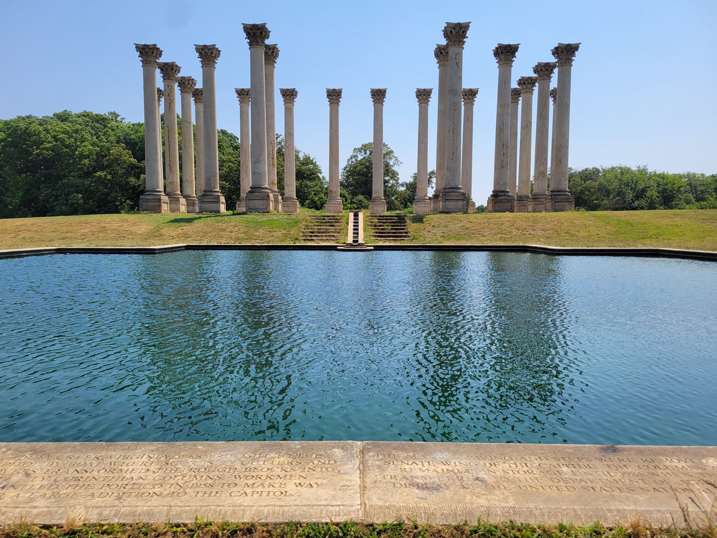 의사당 기둥(Capitol Columns)과 분재 박물관 등이 유명한 워싱턴DC의 국립수목원(National Arboretum)