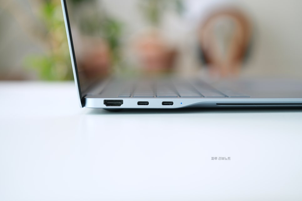 삼성 갤럭시북4 엣지 노트북 추천할만할까?