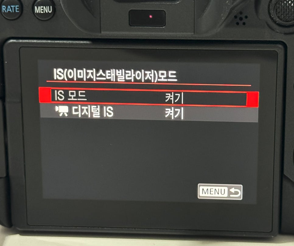 뛰어난 IS, AF 기능의 풀프레임 미러리스 캐논 EOS R6 Mark2