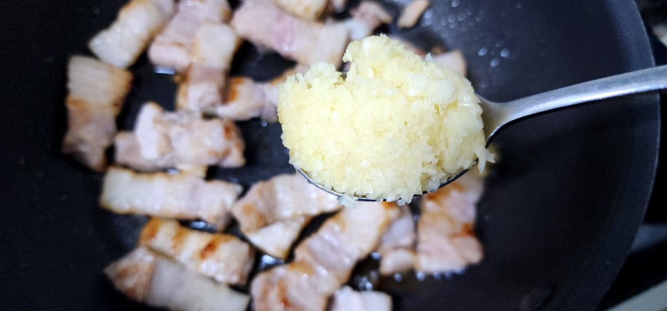 오늘 저녁메뉴 류수영 고추장찌개 레시피 감자 돼지고기 고추장찌개 만드는법