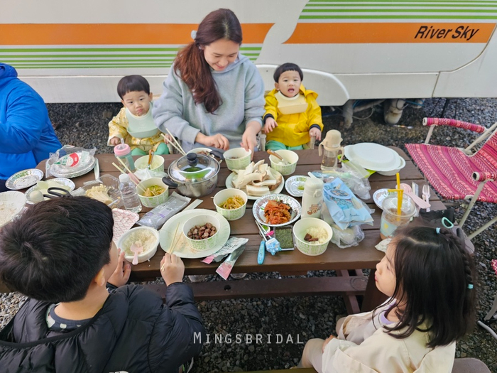 5살아이랑&16개월아기랑 : 대부도365캠핑시티 카라반캠핑존 우중캠핑
