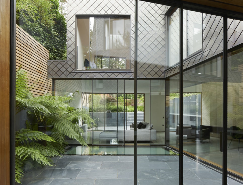 구상 속의 추상! 다각형 면들로 이루어진 조형물 같은 집, Mesh House by Alison Brooks Architects