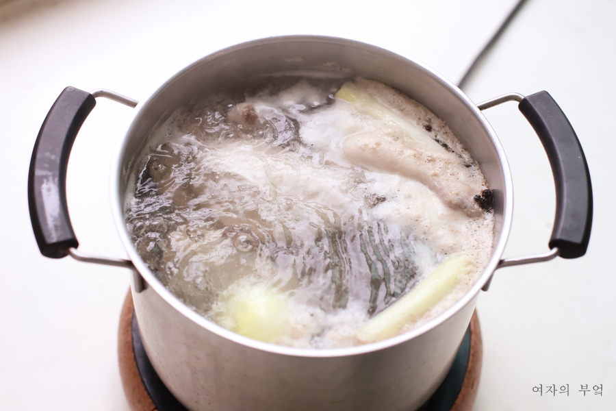 닭개장 만드는법 닭육개장 끓이는법 고사리 듬뿍 레시피
