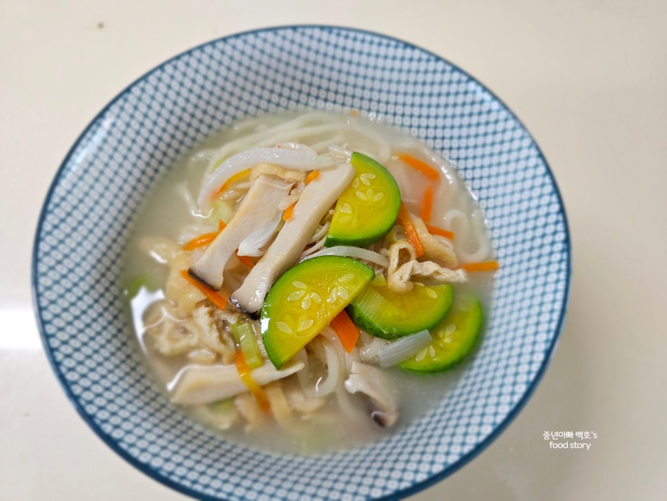 사골칼국수 끓이는법 면 삶기 간단한 코인육수 칼국수 만드는법