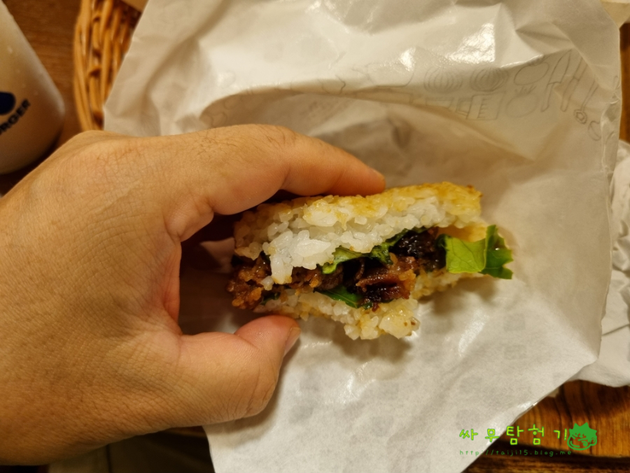 일본 오사카 유니버셜 스튜디오 모스 버거 먹어봄