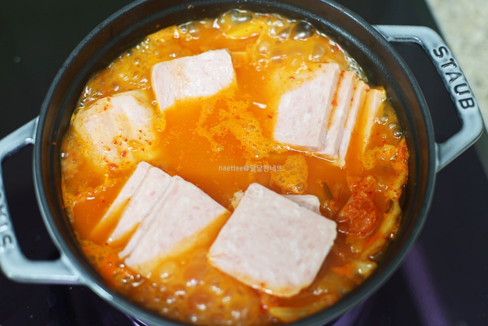 스팸 김치찌개 맛있게 끓이는 법 스팸김치찌개 레시피