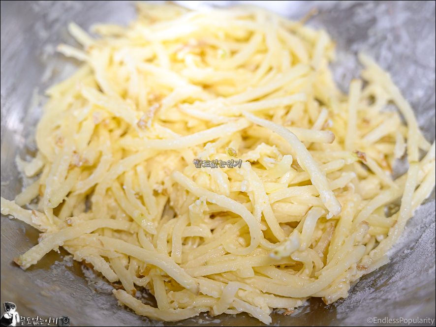 바삭한 감자전 만들기 1인분 치즈 감자채전 레시피 추천