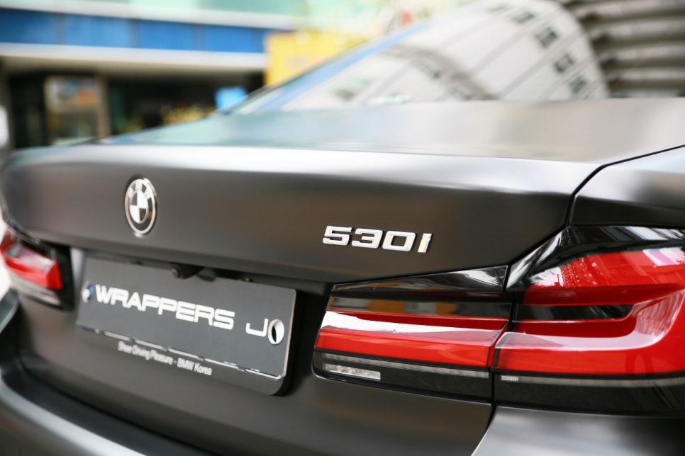 서울랩핑 BMW 530i 사틴블랙 랩핑 무광블랙 전체랩핑 잘하는곳