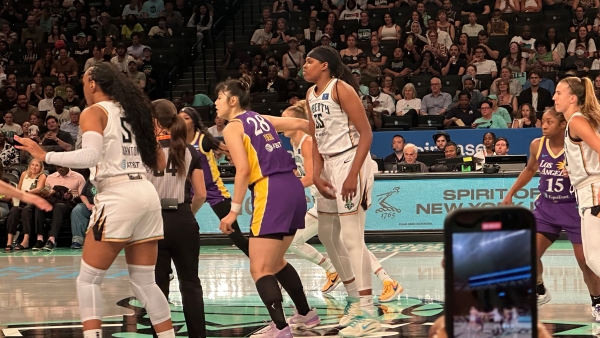 [WNBA] 뉴욕 리버티 직관 여행 (2부) "꿩 대신 닭? 사브리나 이오네스쿠"