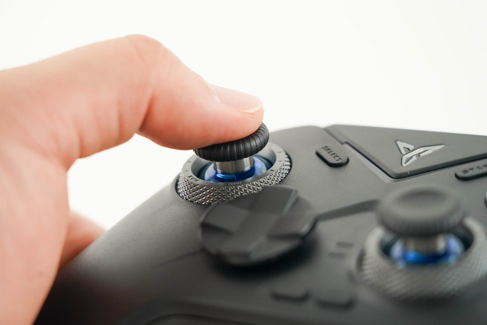 PC, 스마트폰 게임패드 추천 플라이디지 베이더4 프로 써보니