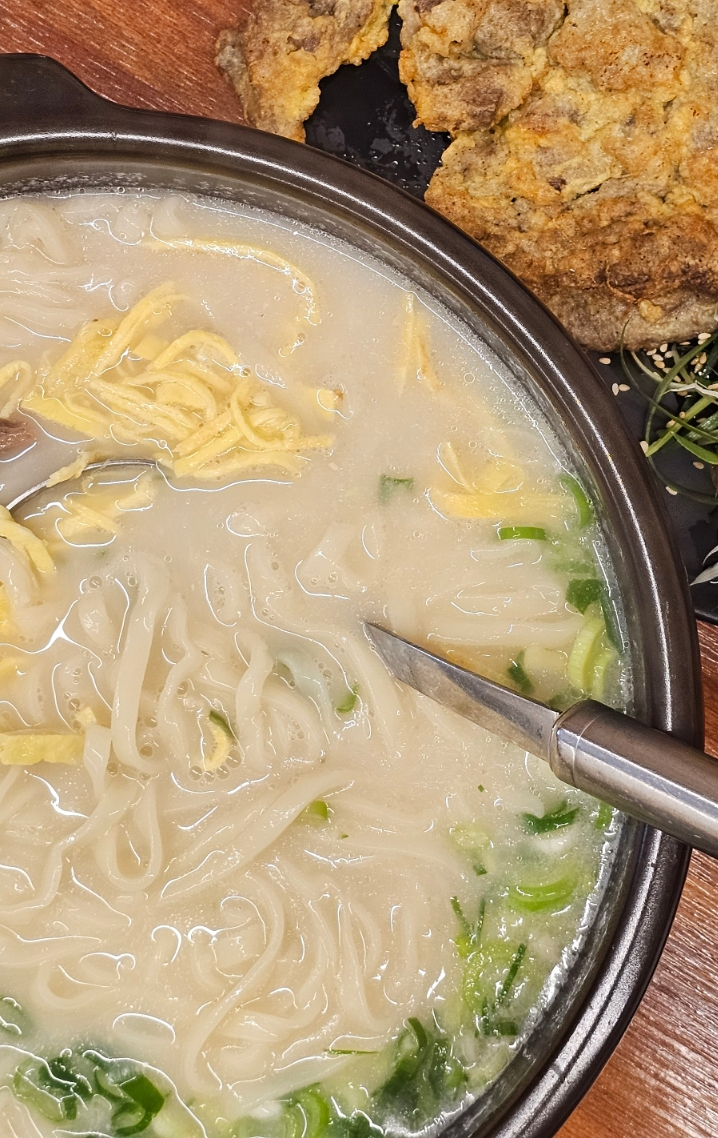 철원맛집 한탄강 갔다가 들린 제비집 손칼국수