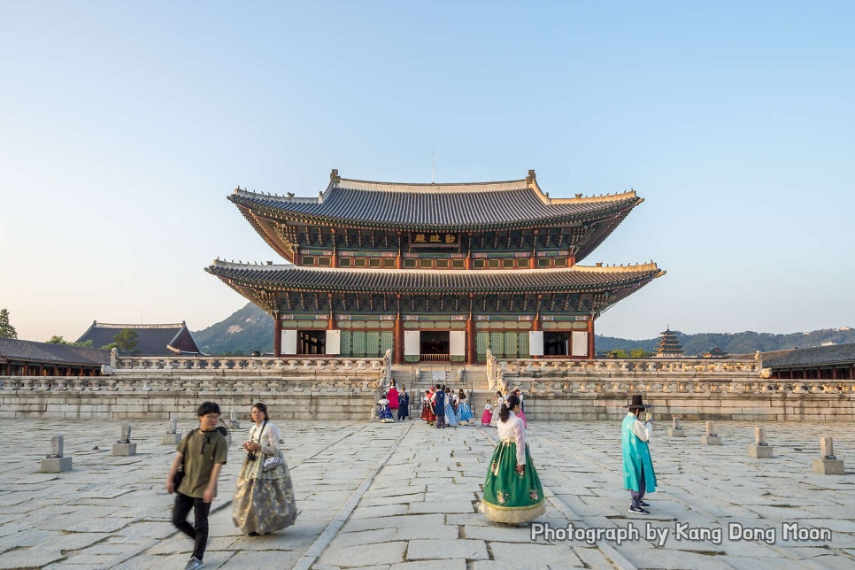 서울 혼자 가볼만한곳 서울 나들이 추천 경복궁 덕수궁 여행