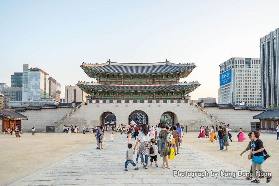 서울 혼자 가볼만한곳 서울 나들이 추천 경복궁 덕수궁 여행