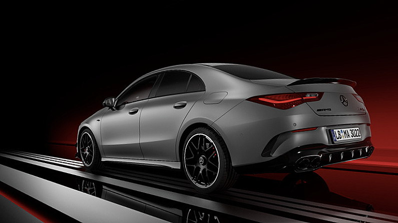 메르세데스-벤츠 뉴 AMG A 45와 CLA 45 페이스리프트 분석, 가장 빠르게 시승하실 수 있습니다.