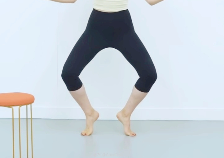 하체 다리 근육 강화 홈트레이닝 매일 운동 팁