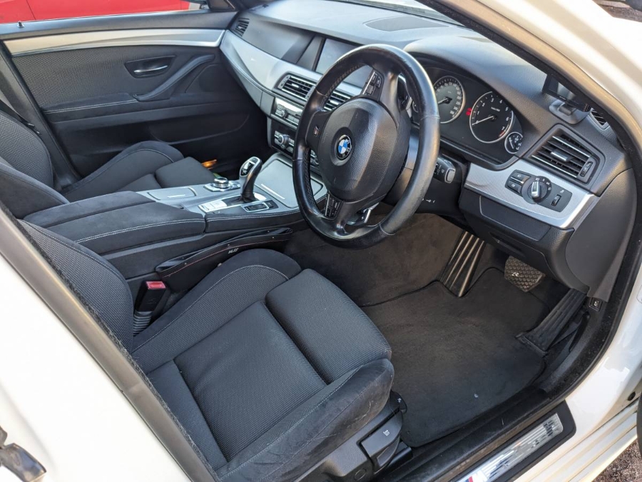 BMW 523i 투어링~ 400만원!