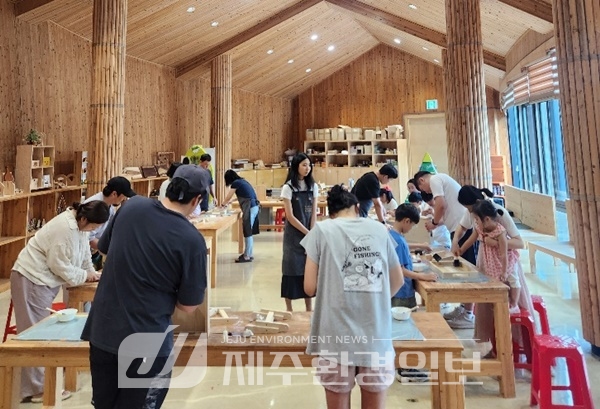 붉은오름자연휴양림, 여름방학 특별목공체험 성황