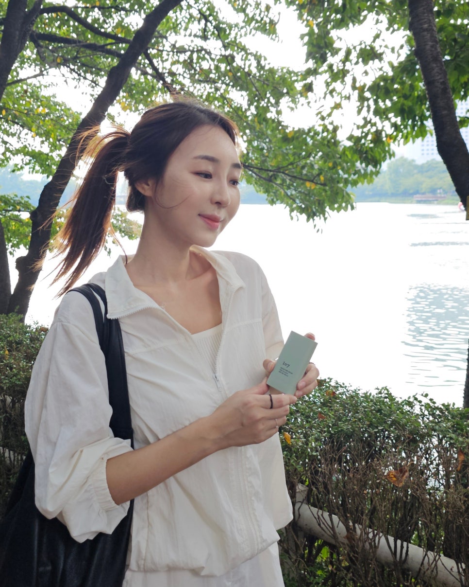 촉촉 발효식초 선스틱! 원오세븐 모이스처 밤 마일드 선스틱 선케어