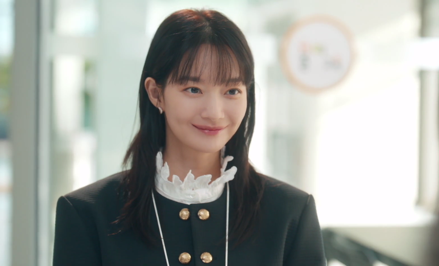 손해 보기 싫어서 신민아 손해영 메이크업 속 끌레드뽀 보떼 쿠션 립스틱