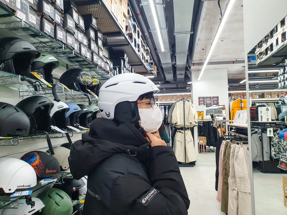 스키헬멧 스키고글 장갑 최대할인 물량 스노우보드샵 보드코리아 강남본점