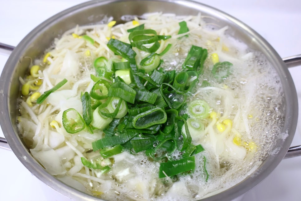 콩나물국 끓이는법 양배추 콩나물국 레시피 아침국 요리