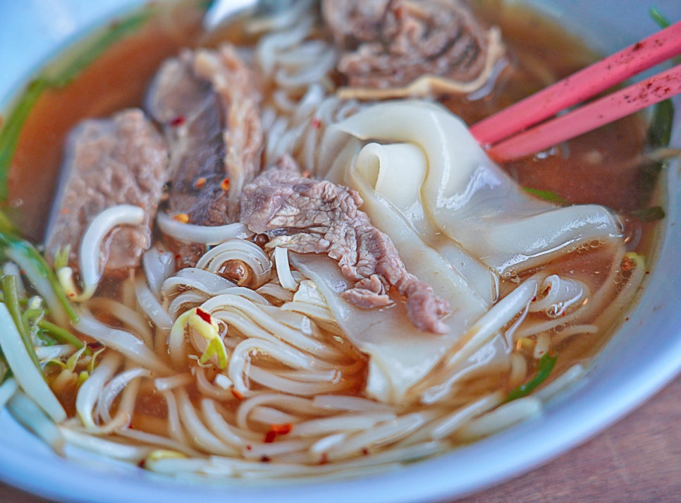 치앙마이 맛집 블루누들 웨이팅 줄서는 올드타운 맛집 고기국수 메뉴 추천