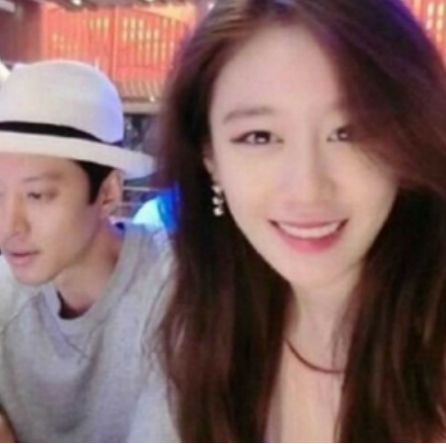 이동건 조윤희와 결혼과 이혼 열애설 제조기 김민정 한지혜 차예련 지연까지 화려한 연애기록들