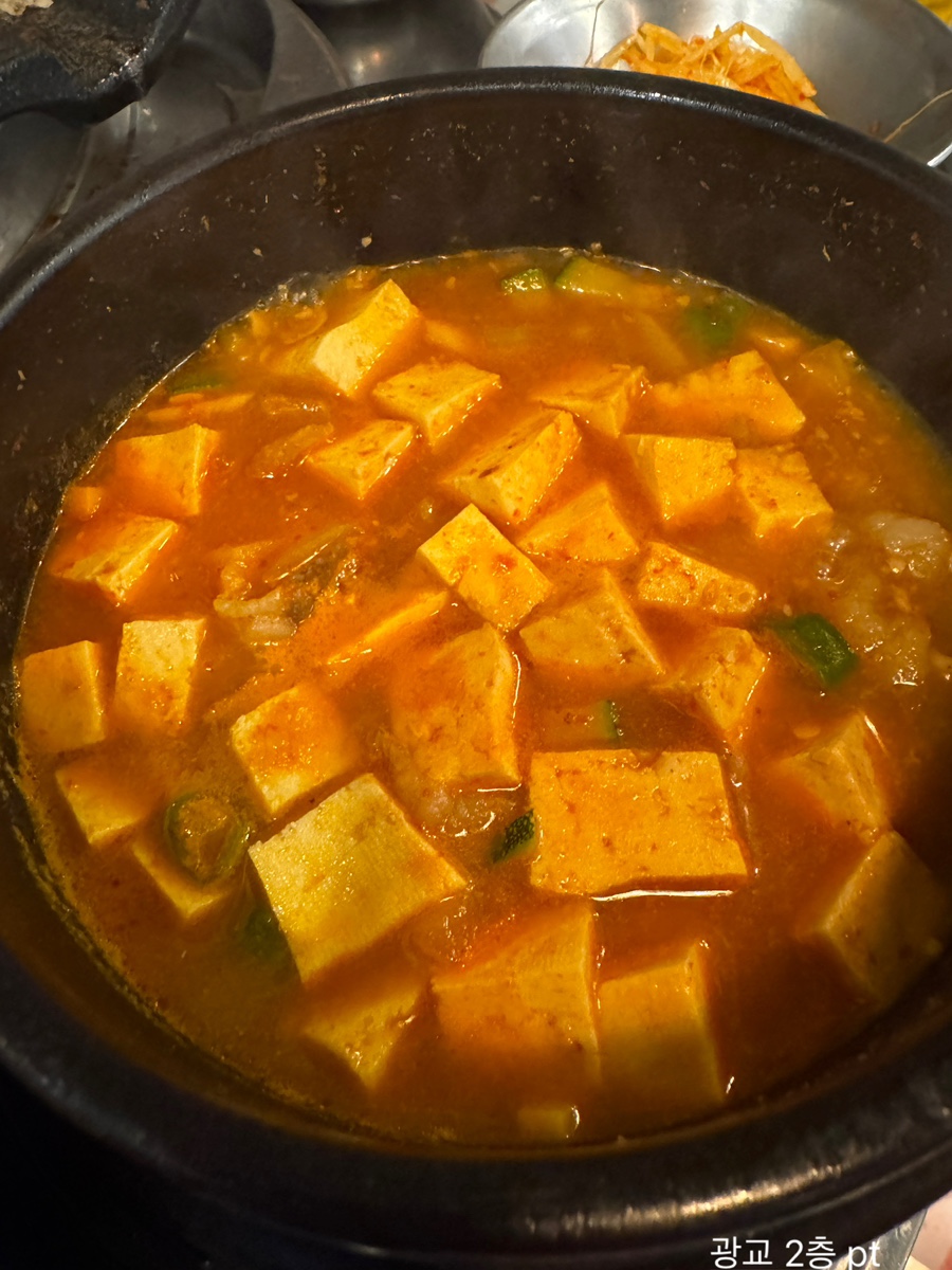 태백 감성삼겹 맛있고 깨끗한 식당이다. 삼겹살, 차돌된장찌개 좋다