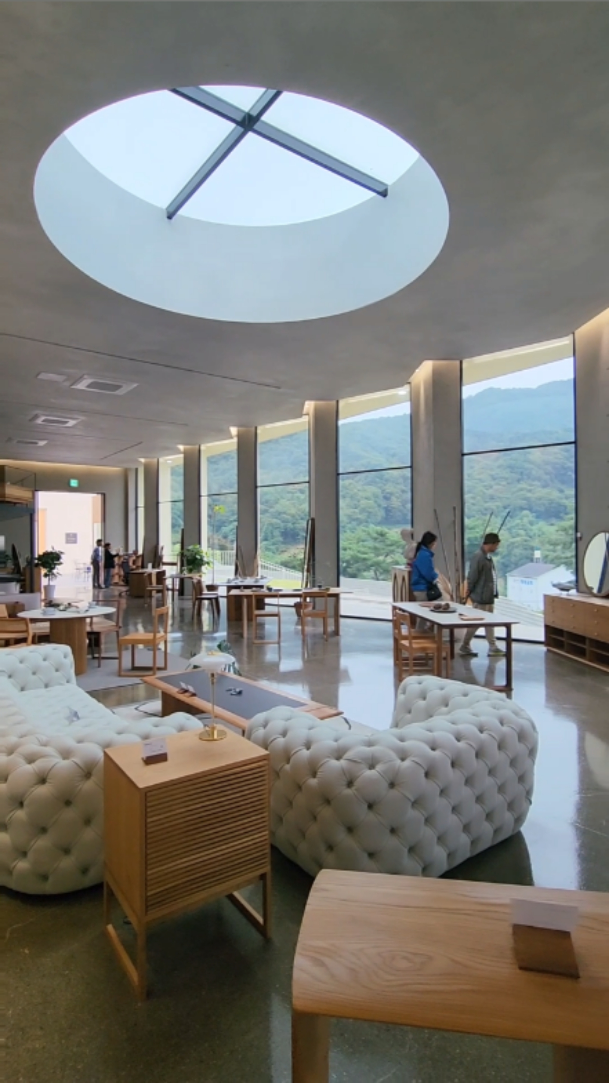 용인 카페디 cafe THEE, 이모이 imoi 쇼룸 - 얼라이브어스 건축사사무소