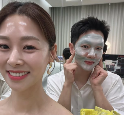 장신영, 강경준 논란 극복하고 쇼호스트로 변신 밝은 근황 공개