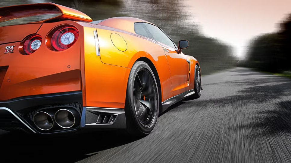 고질라 닛산 R35 GT-R, 일본 내수시장을 끝으로 완전히 단종