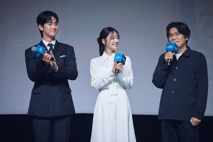 디즈니플러스 ‘600억 대작’ 김수현 차기작 ‘넉오프’, 결국 공개 보류