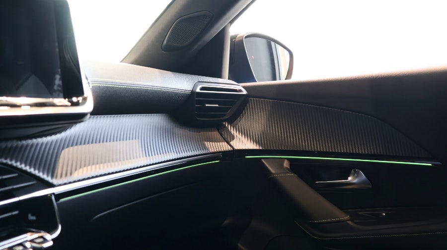기아 EV3보다 경제적인 전기차? 2023 푸조 E-2008 SUV 촬영기! 모의견적 정보 포토
