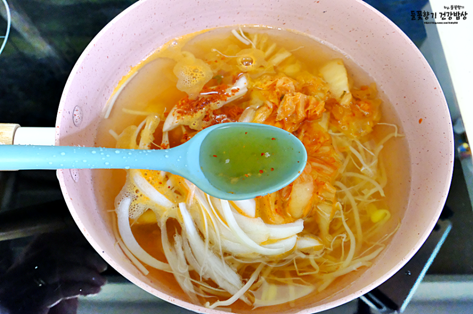 시원한 김치 콩나물국 끓이는법 콩나물국 레시피 보관