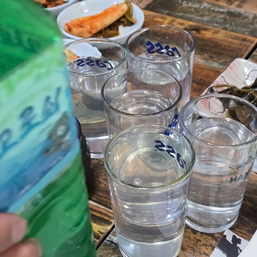 지리산 고로쇠수액 고로쇠물 효능 시기 먹는법 보관법