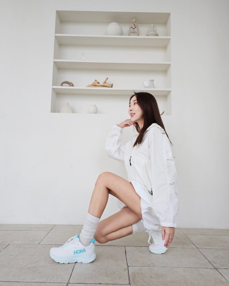HOKA 호카 클리프톤 10 트레일 러닝 부드러운 쿠션화 여성 런닝화 추천